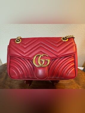 Authentic small Gucci Marmont matelasse red with COA